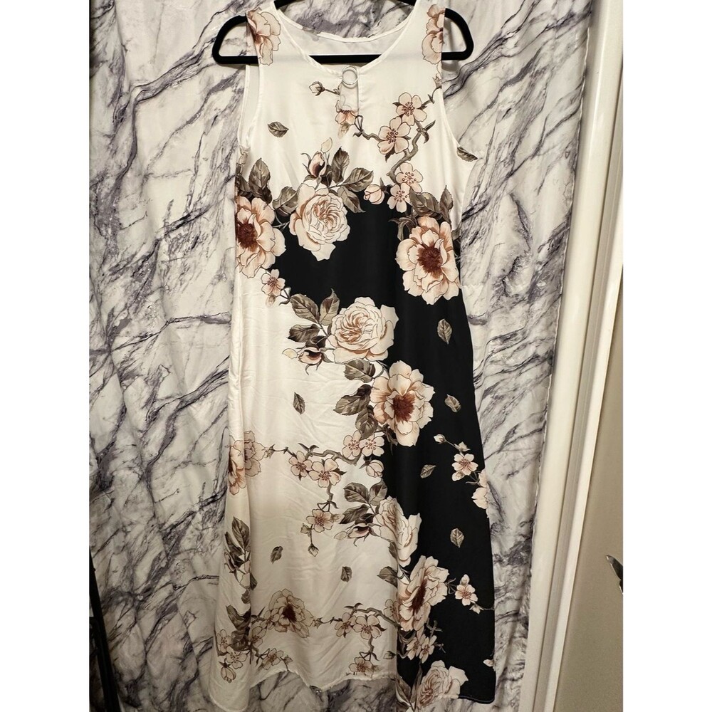 Floral Split-Panel Sleeveless Maxi Dress With Pockets